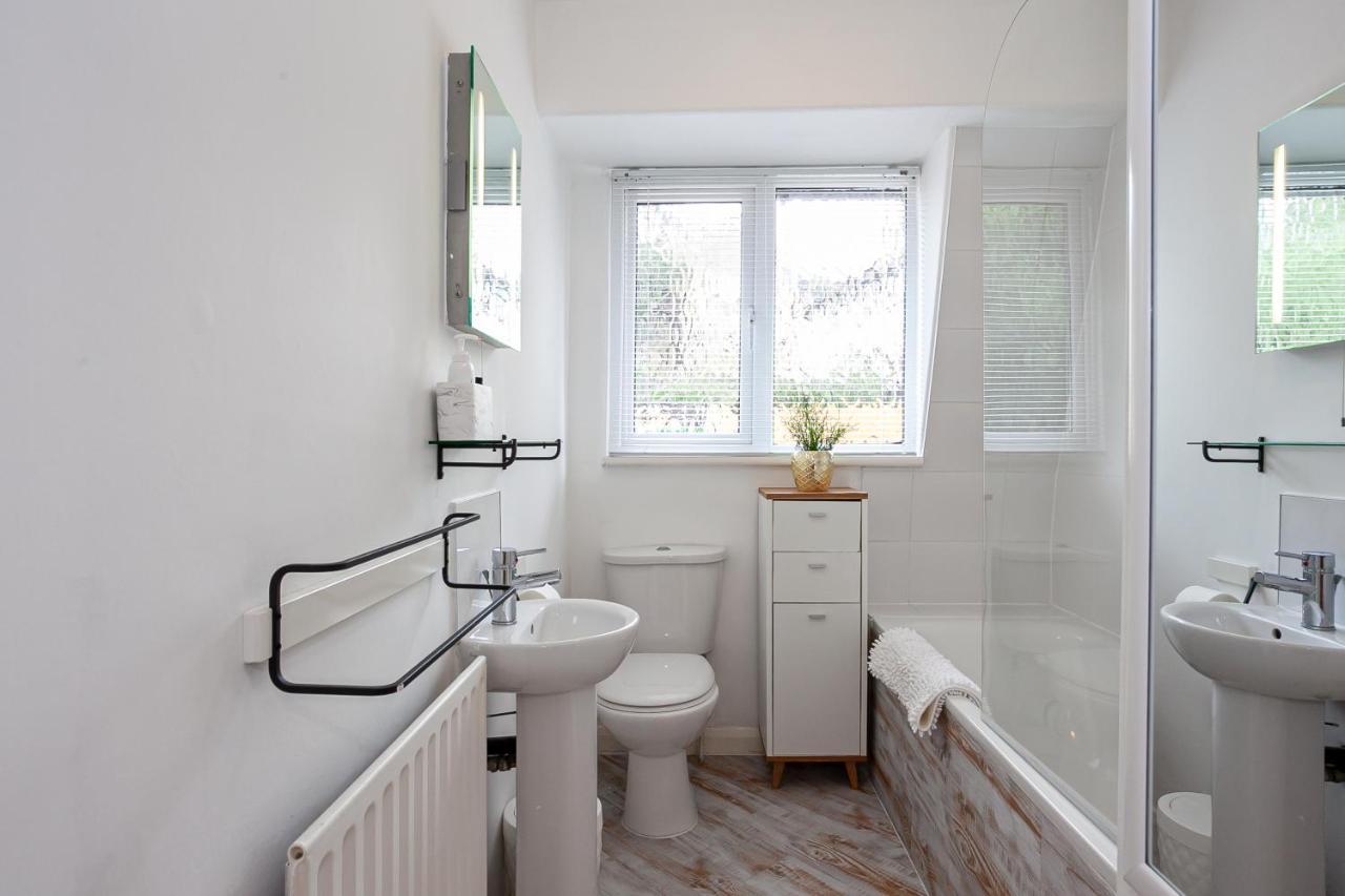 Cosy 2 Bed Apartment - Close To Leeds Centre מראה חיצוני תמונה
